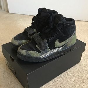 Air Jordan Legacy 313 Black Camo Sz 3.5 Youth
